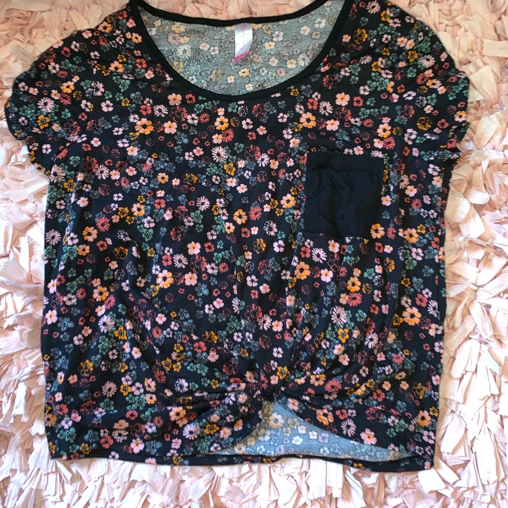 Black crop top w/ flowers